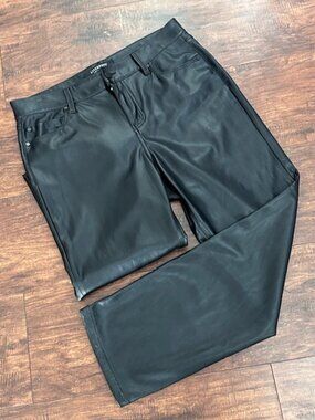 Liverpool Los Angeles Vegan Leather Straight Leg Pants Size 6